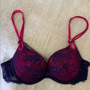 Victoria’s Secret “Sext Little Things” bra